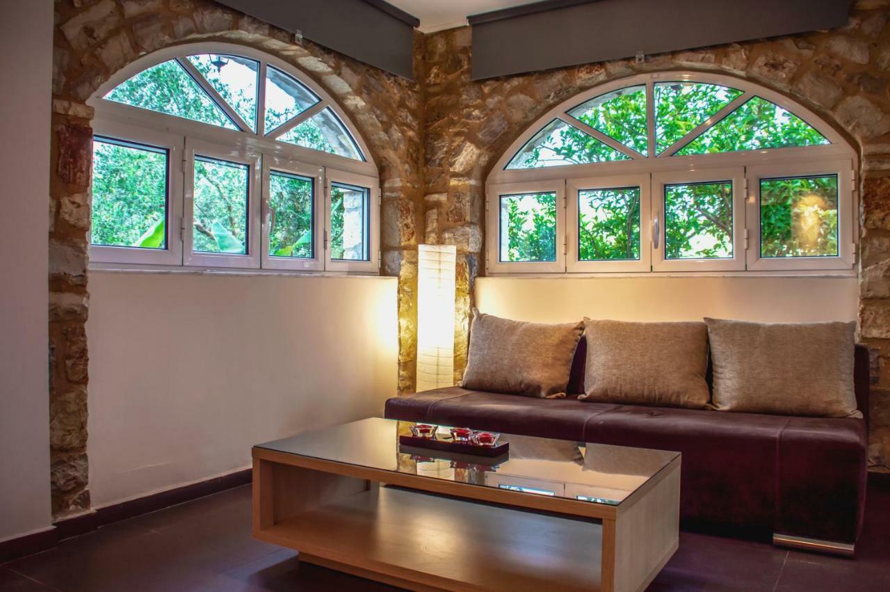 Kamares Suites Kalamata Extérieur photo