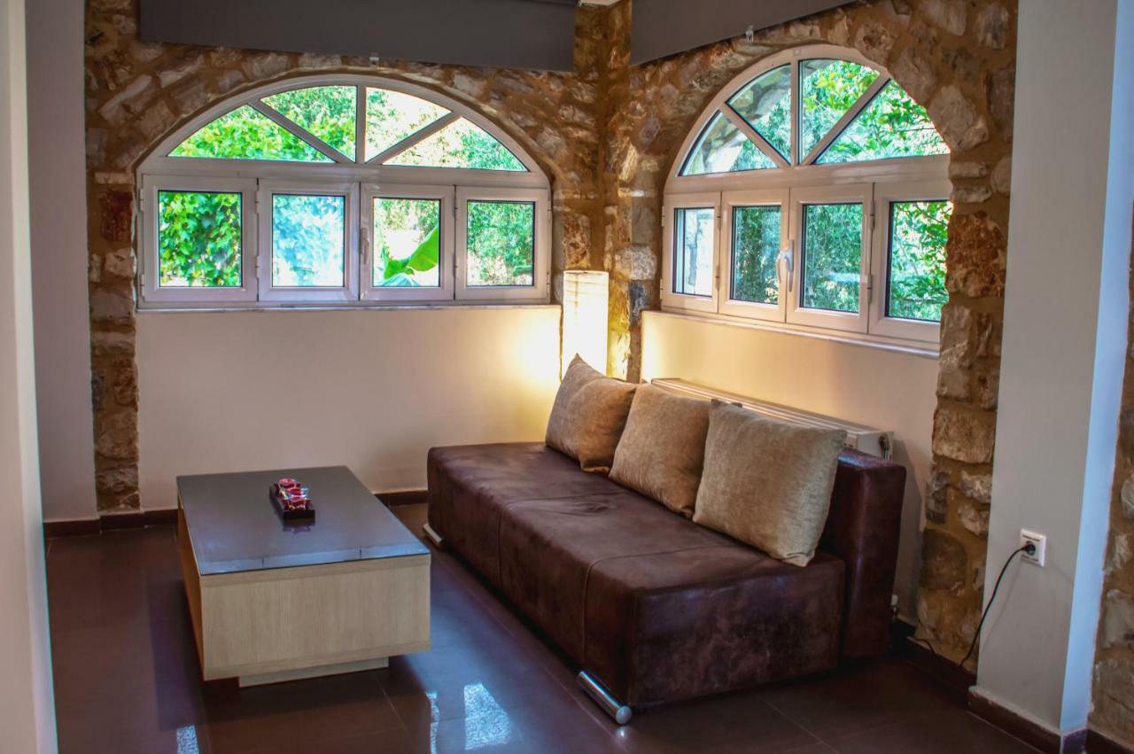 Kamares Suites Kalamata Extérieur photo